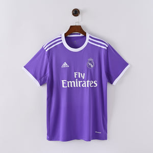 16-17 Real Madrid segunda equipación
