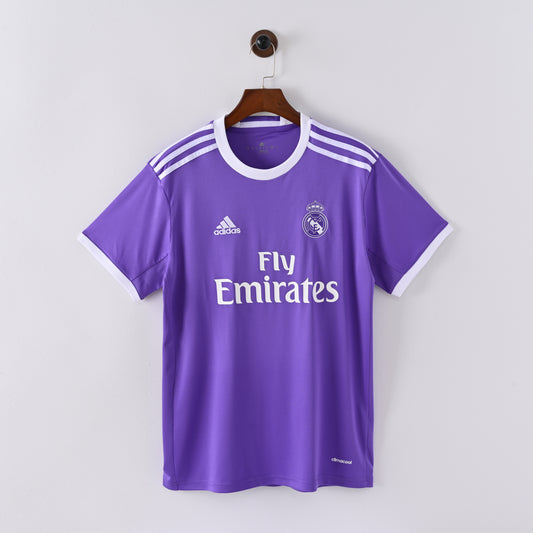 16-17 Real Madrid segunda equipación