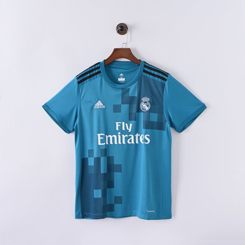 17-18 Real Madrid tercera equipación