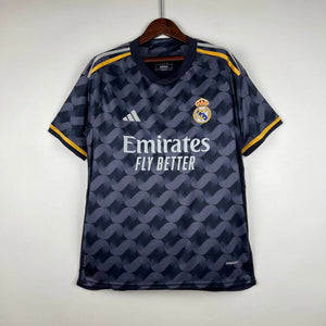 23-24 Real Madrid segunda equipación
