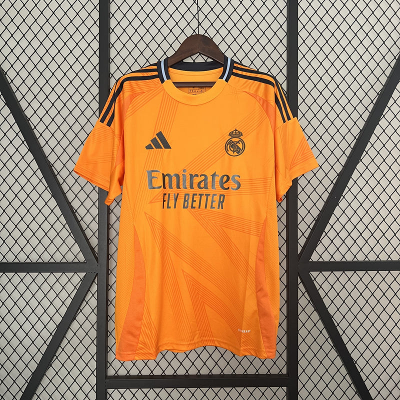 24-25 Real Madrid segunda equipación