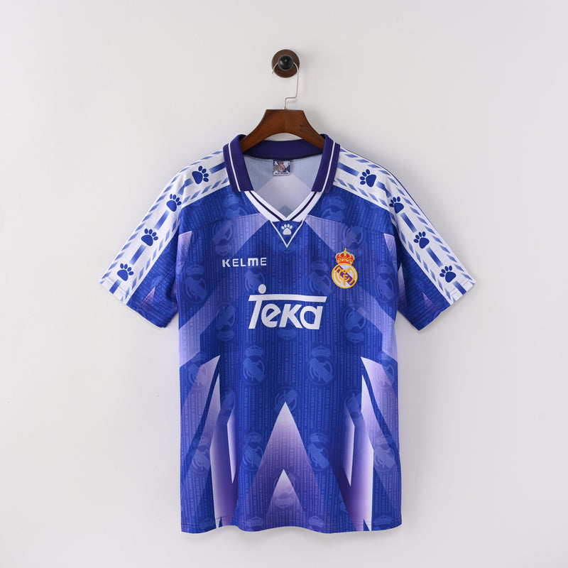 96-97 Real Madrid segunda equipación