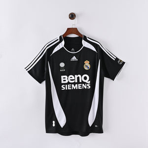 06-07 Real Madrid segunda equipación