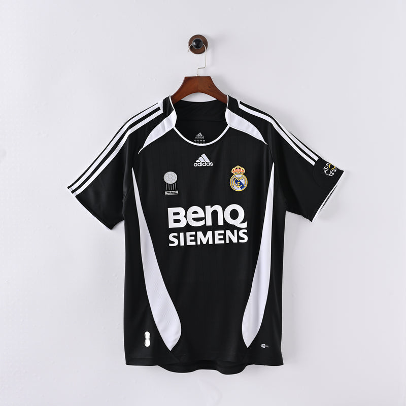 06-07 Real Madrid segunda equipación