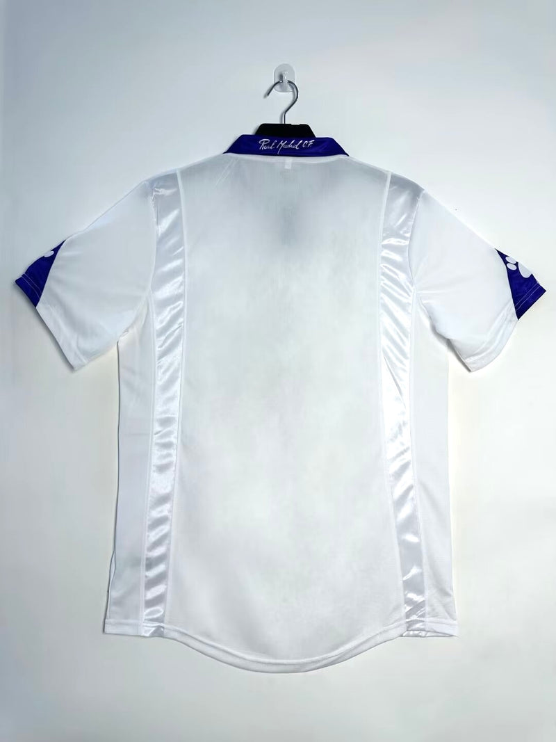 97-98 Real Madrid primera equipación