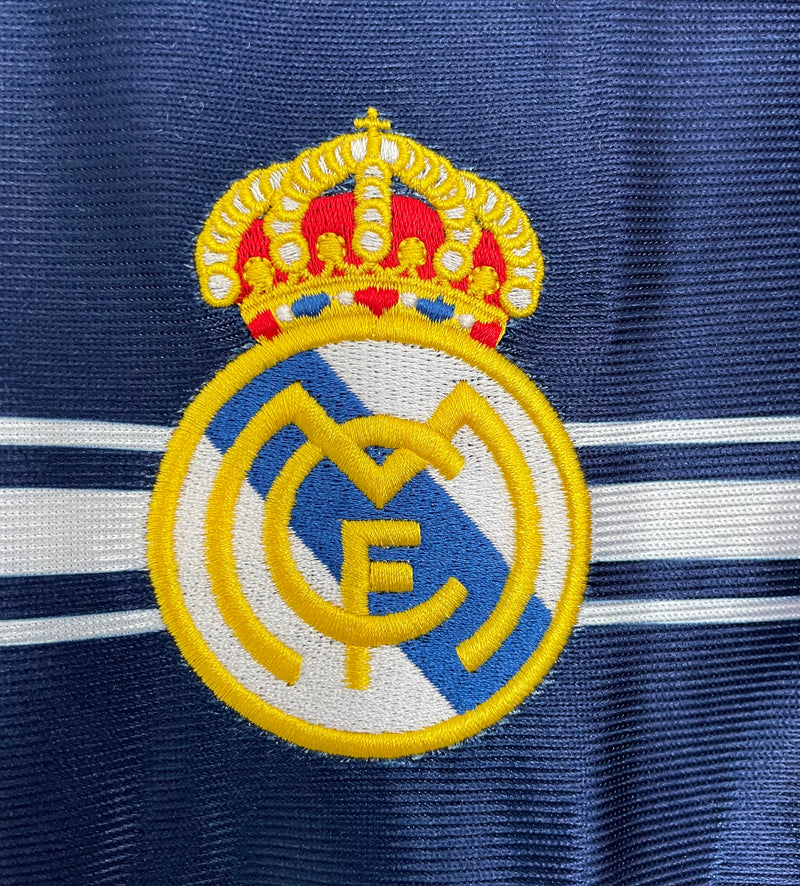 98-99 Real Madrid segunda equipación
