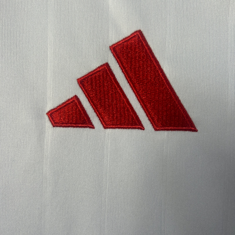 25-26 Sevilla primera equipación