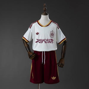 2026 España segunda x DELLAFUENTE equipación niño