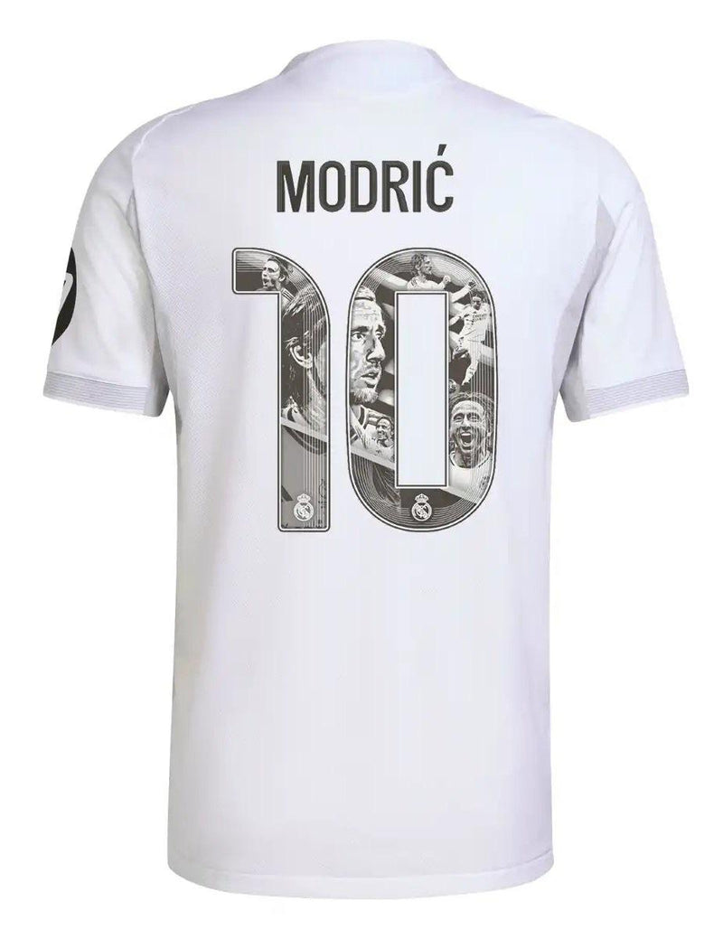 25-26 Real Madrid equipación especial MODRIĆ