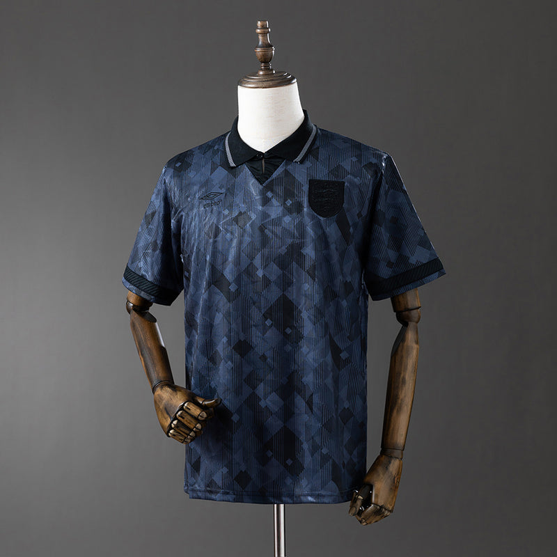 Inglaterra equipación especial 90