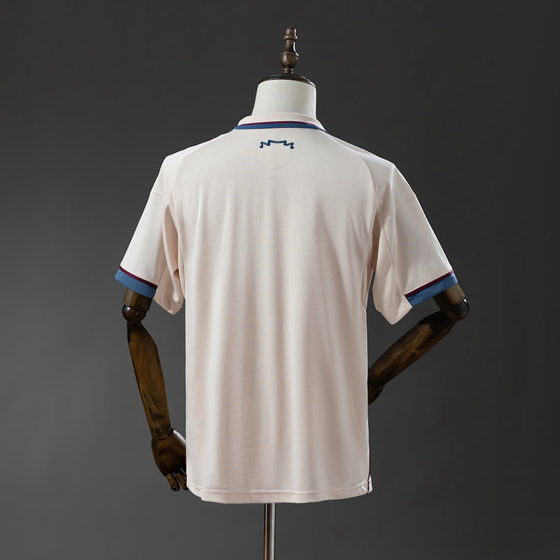 25-26 Ajax tercera equipación