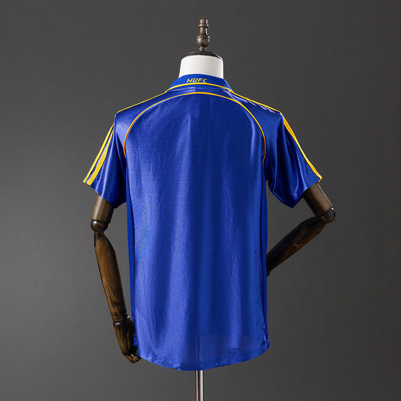 98-99 Newcastle segunda equipación