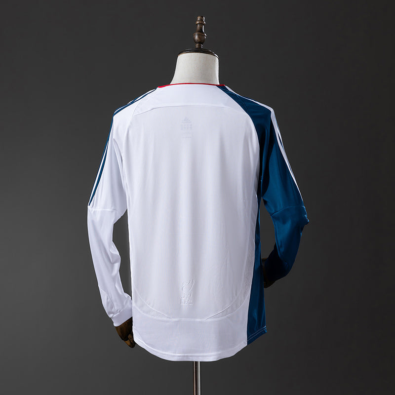 06-07 Liverpool segunda equipación manga larga