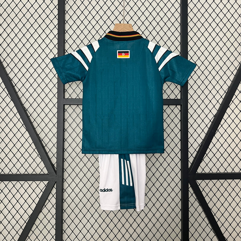 1996 Alemania segunda equipación niño