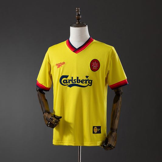 97-98 Liverpool segunda equipación