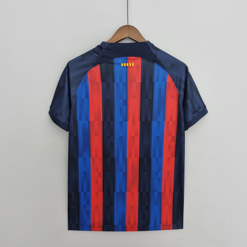22-23 Barcelona x Rosalía primera equipación