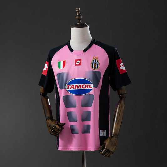 02-03 Juventus portero segunda equipación