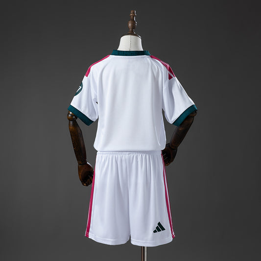 26-27 Real Madrid primera equipación niño