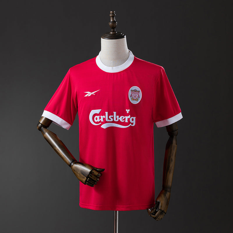 98-00 Liverpool primera equipación