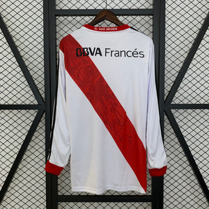 13-14 River Plate primera equipación