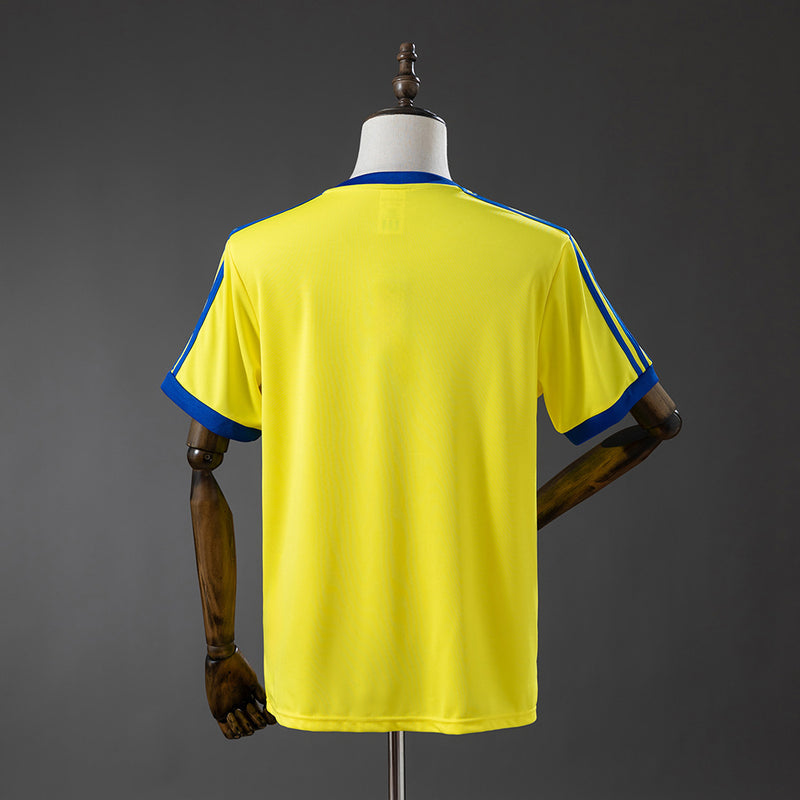 77-80 Nottingham Forest segunda equipación