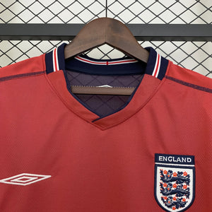 2002 Inglaterra segunda equipación