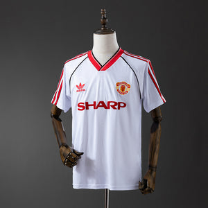 88-90 Manchester United tercera equipación
