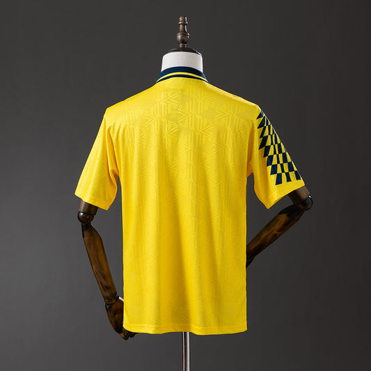 91-95 Tottenham segunda equipación
