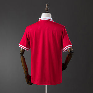 96-98 Liverpool primera equipación