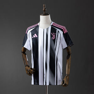 25-26 Juventus primera equipación (Sponsor incluido)