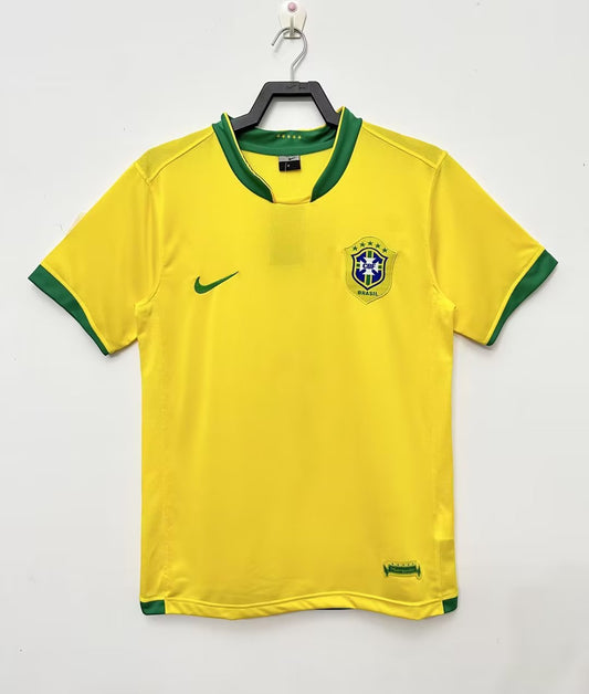 06 Selección Brasil primera equipacion