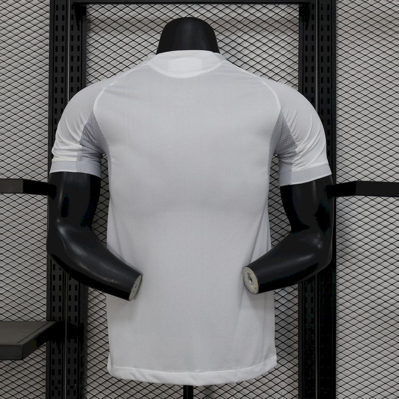 25-26 Real Madrid primera equipacion