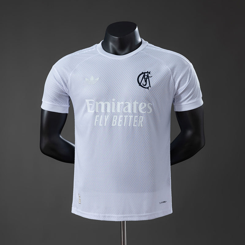 26-27 Real Madrid 125 Aniversario