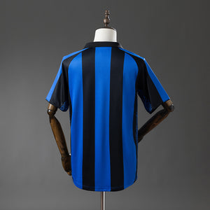 01-02 Inter de Milán primera equipación