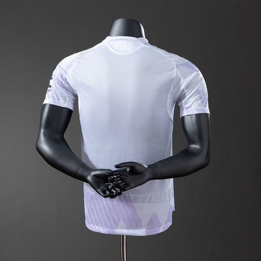 25-26 Manchester United segunda equipación