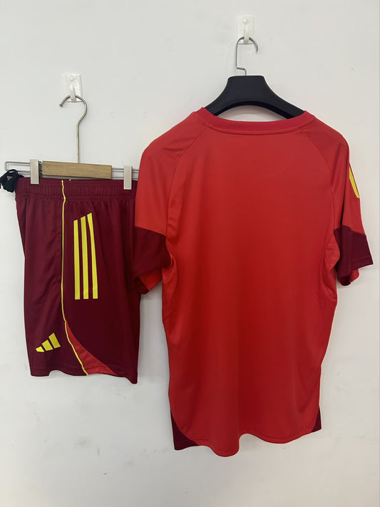 25-26 Nottingham Forest primer conjunto de entrenamiento