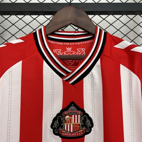 25-26 Sunderland primera equipacion