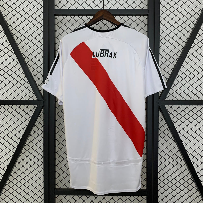 06-07 River Plate primera equipación