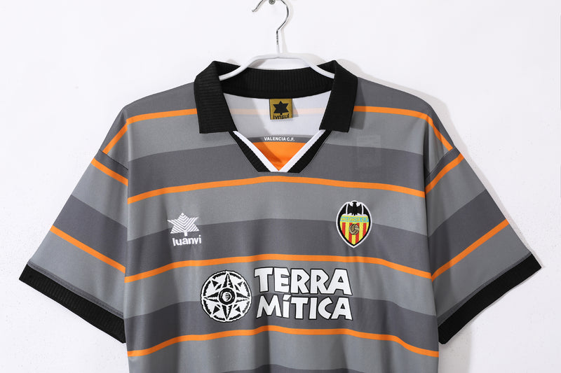99-00 Valencia tercera equipacion