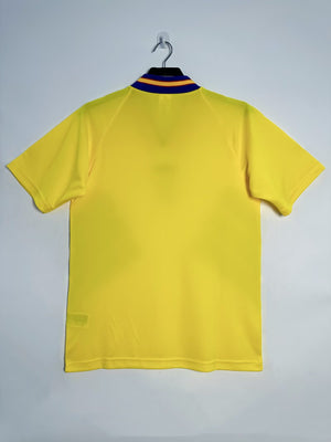 94 Selección Suecia primera equipacion