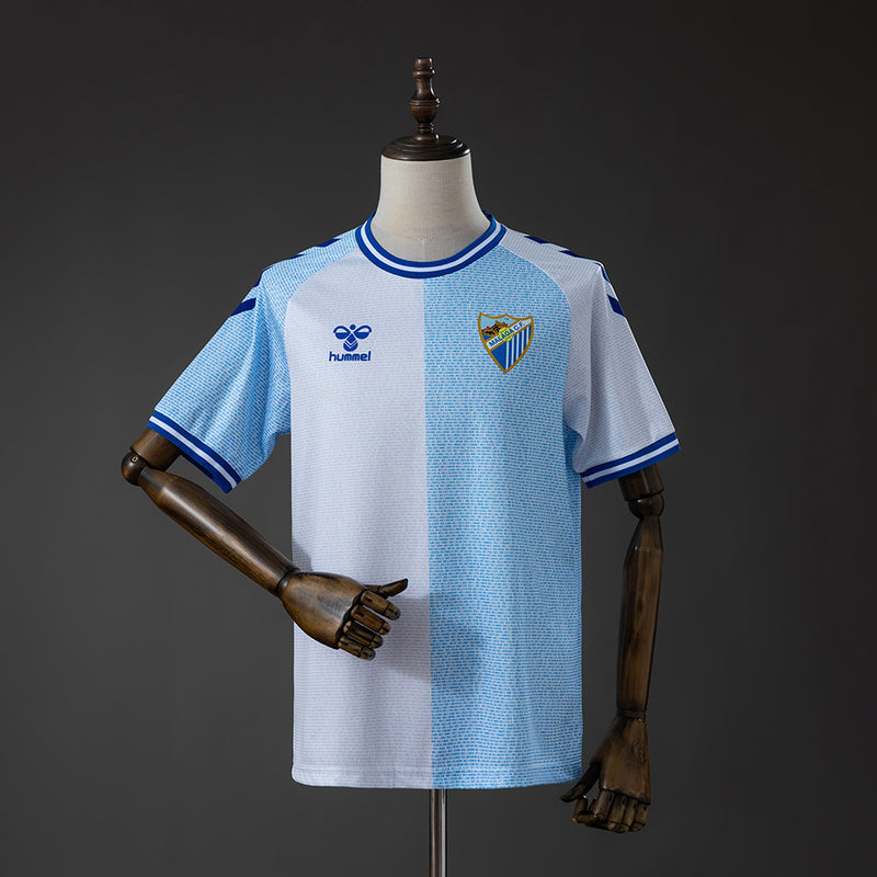26-27 Málaga equipación especial abonados