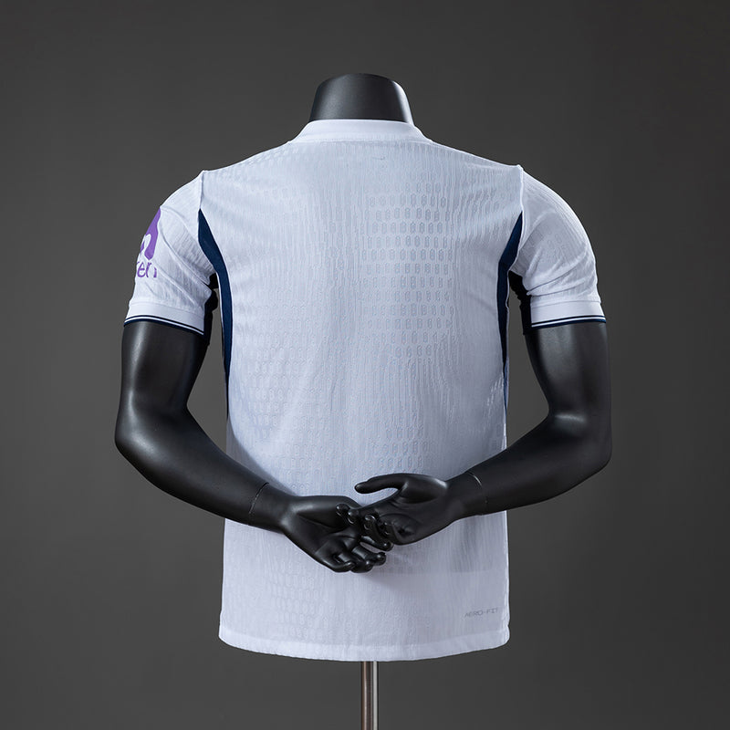 26-27 Tottenham primera equipación
