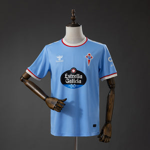 26-27 Celta primera equipación