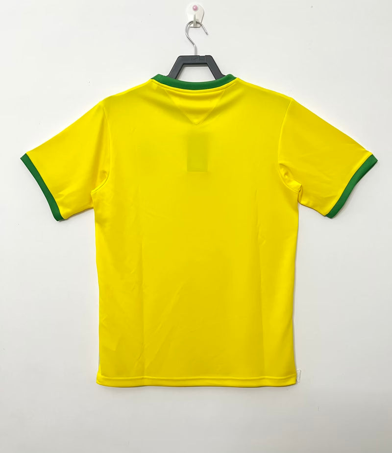 70 Selección Brasil primera equipacion