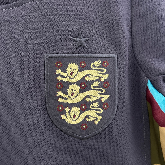 2024 Inglaterra segunda equipación niño