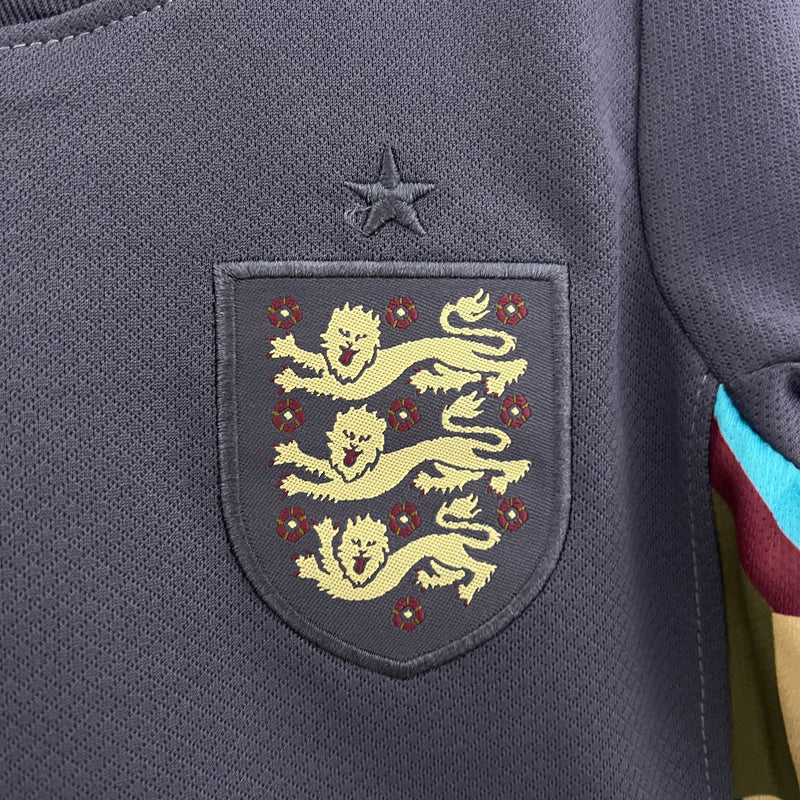2024 Inglaterra segunda equipación niño