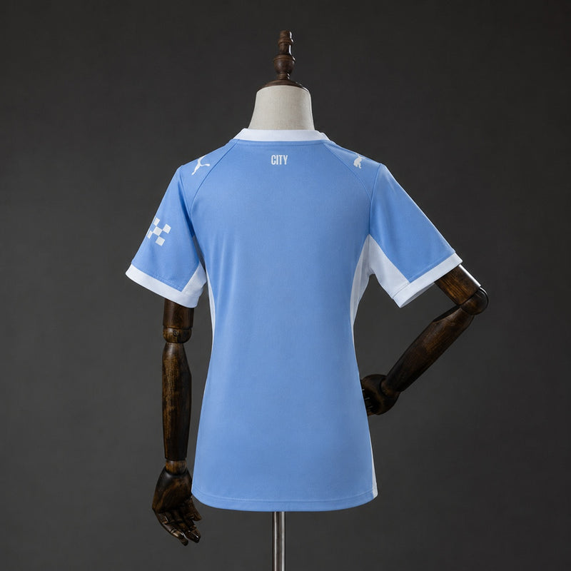 26-27 Manchester City primera equipación mujer