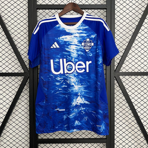 25-26 Como primera equipación