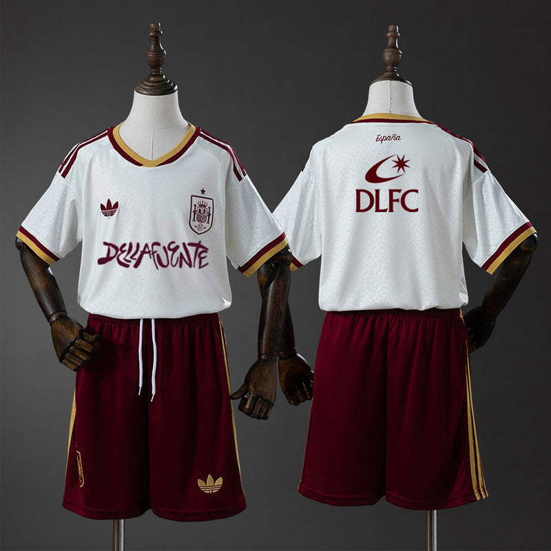2026 España segunda x DELLAFUENTE equipación niño