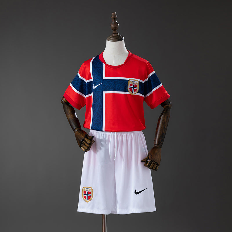 2026 Noruega primera equipación niño